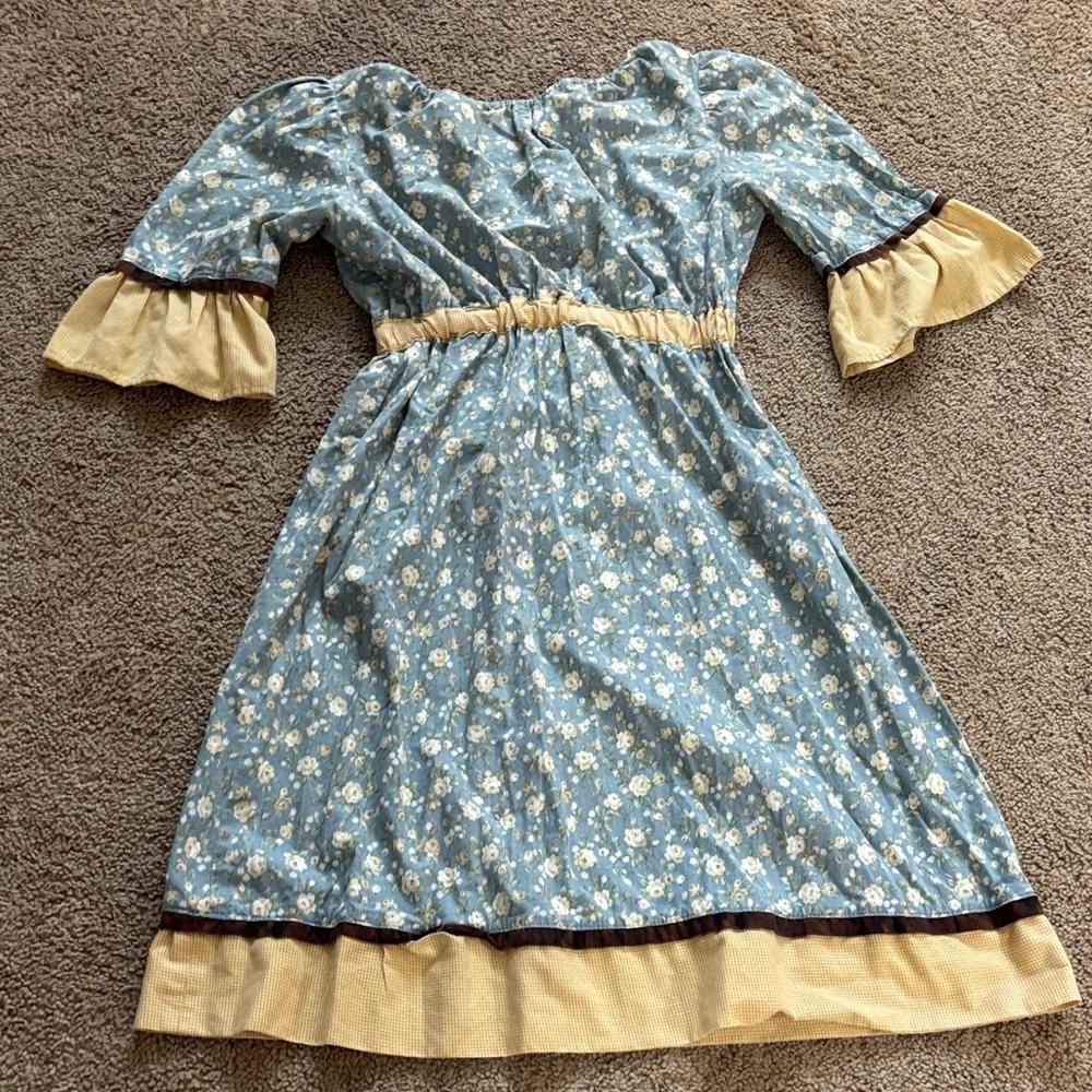 Vintage Square Dancing Dress. Blue Floral Dress with yellow gingham Trim - Picture 5 of 6